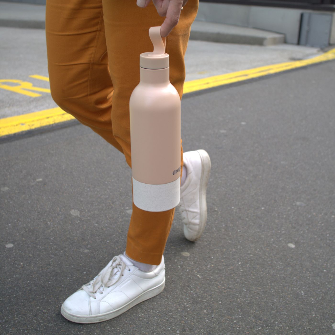 dropz Bouteille Beige - 0.5 L avec compartiment de rangement