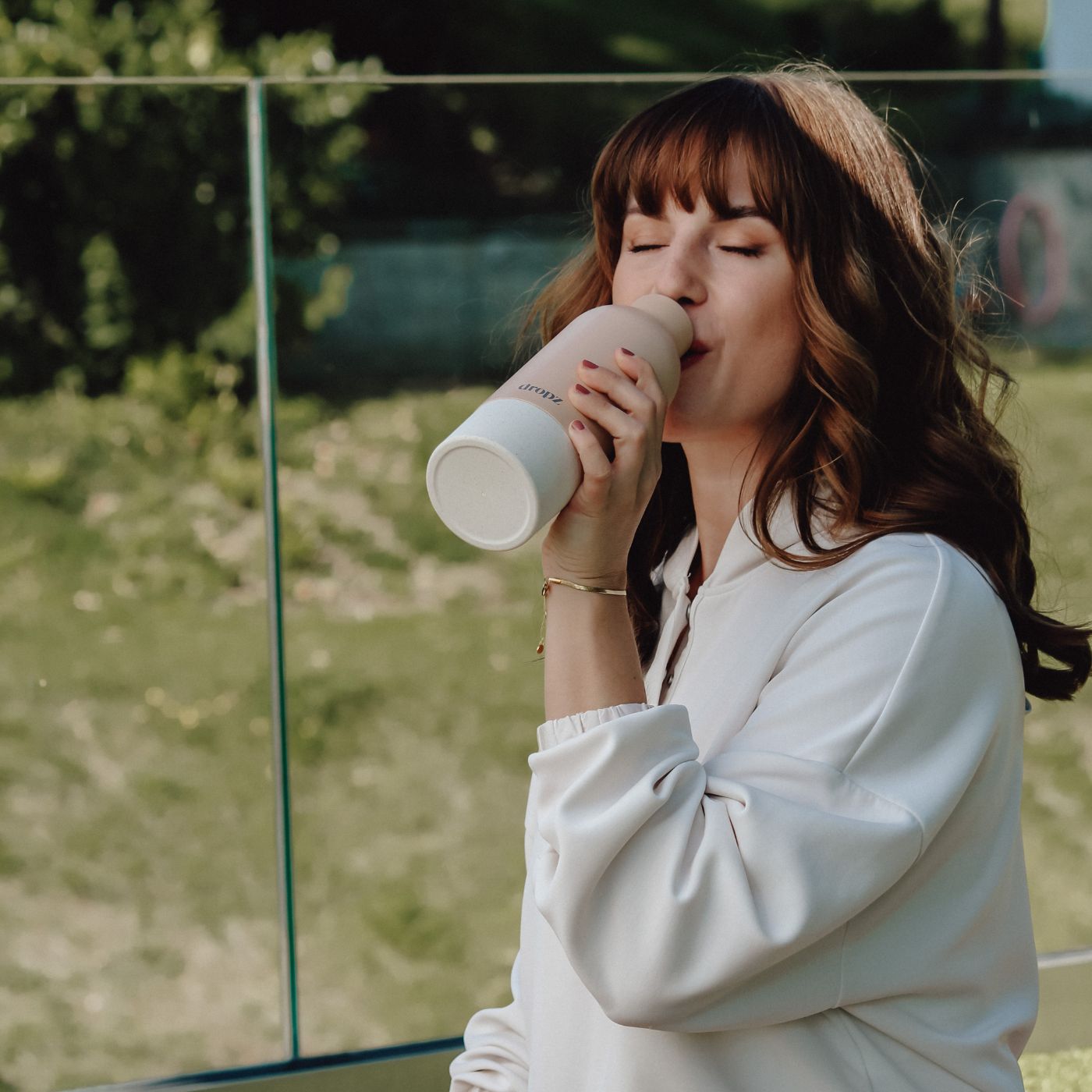 dropz Bouteille Beige - 0.5 L avec compartiment de rangement